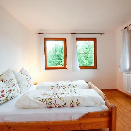 House In With Garden Holiday home