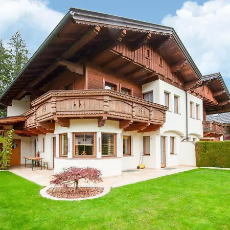 House In With Garden
