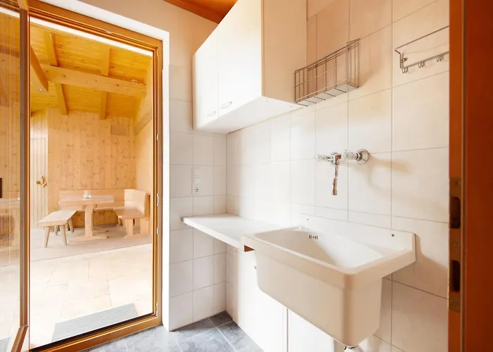 In Reith Near Slopes Nyaraló